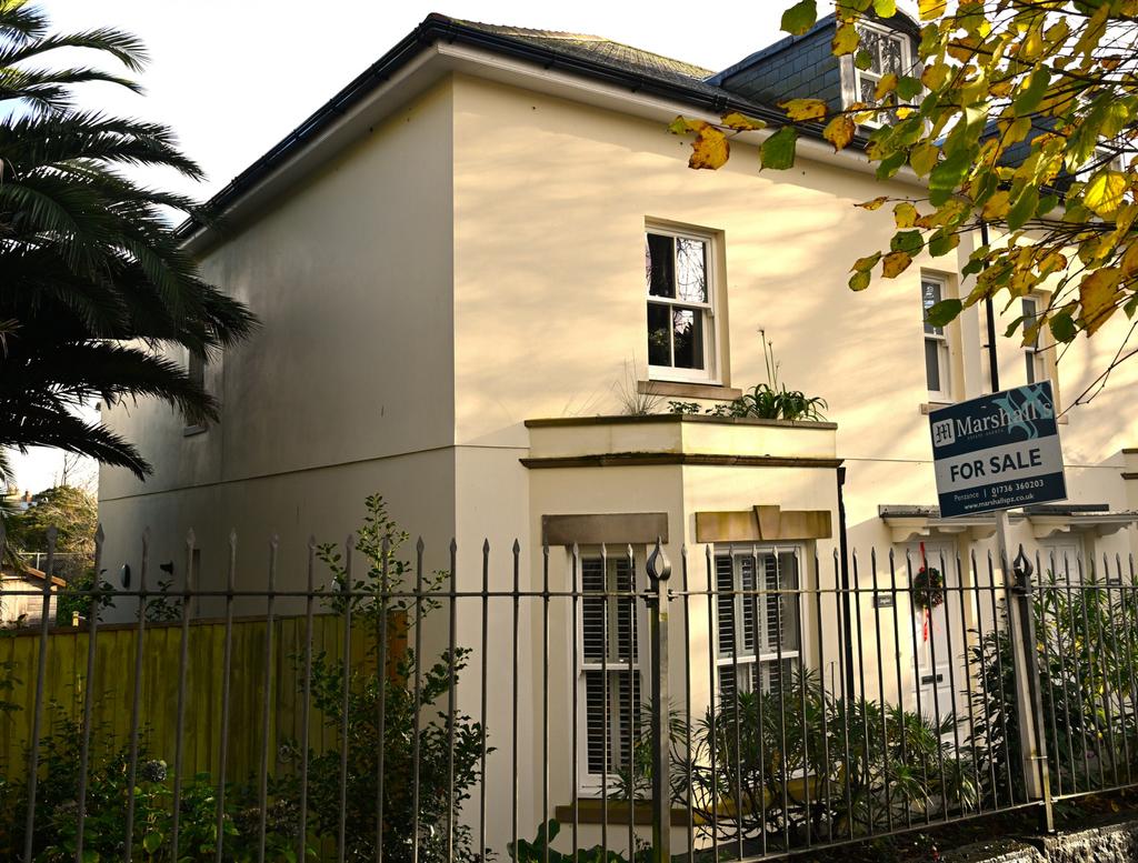 4 Bedroom End Terraced House for Sale