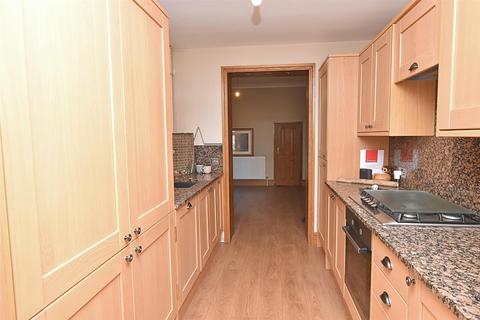 3 bedroom terraced house for sale, Thrunscoe Road, Cleethorpes DN35