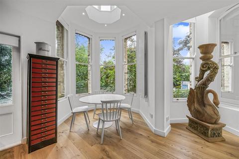 2 bedroom flat to rent, Ellerdale Road, Hampstead, NW3