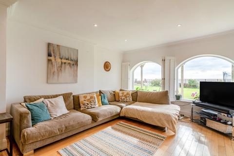Sandy Lodge Gorse Avenue, Kingston Gorse, Littlehampton, BN16 1SF
