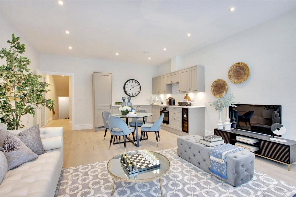 Show Home Living