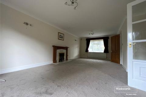 3 bedroom bungalow for sale, Rothesay Drive, Highcliffe, Christchurch, BH23