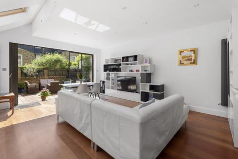 5 bedroom terraced house for sale, Cathles Road, SW12
