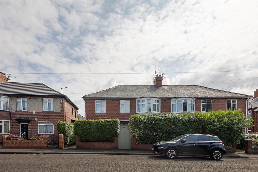 Apartment in Newcastle upon Tyne, Byker - View 3