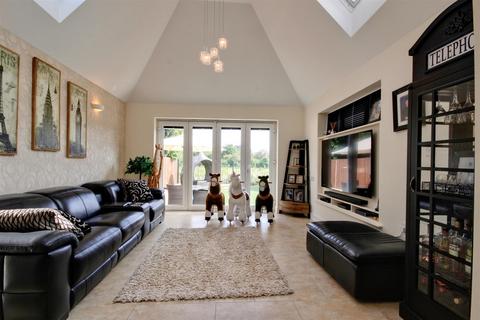 undefined, Ferry Lane, Woodmansey, Beverley