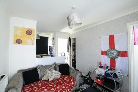 1 bedroom flat for sale, Kearsley Close, Seaton Delaval NE25