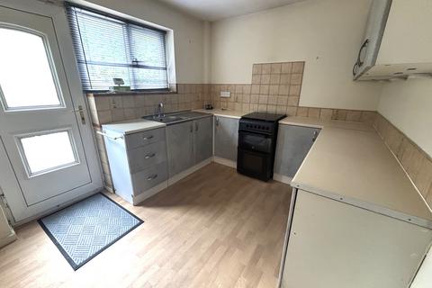 2 bedroom semi-detached house for sale, Shearwater Road, Offerton