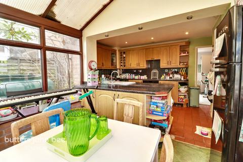 18 Bramall Close, Seighford, Stafford, ST18 9PG
