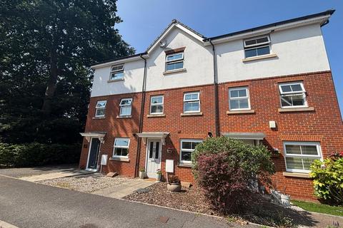 undefined, Haskins Drive, Farnborough GU14