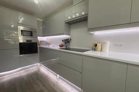 undefined, Haskins Drive, Farnborough GU14