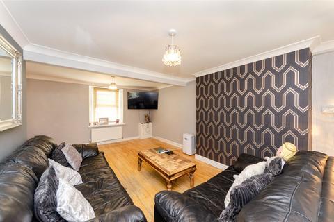 3 bedroom end of terrace house for sale, Field Street, Valley, Holyhead, Isle of Anglesey, LL65