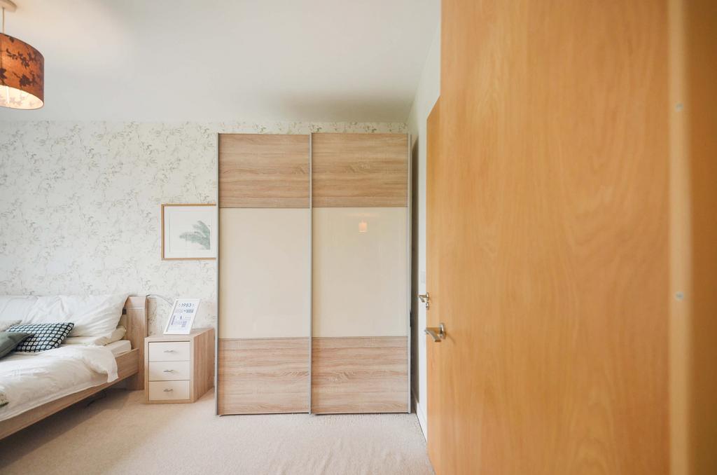 Bedroom 1  (1).jpg