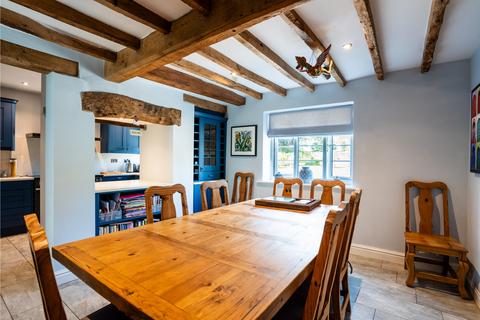 Garden Cottage Kenswick, Lower Broadheath, Worcester, WR2 6QX
