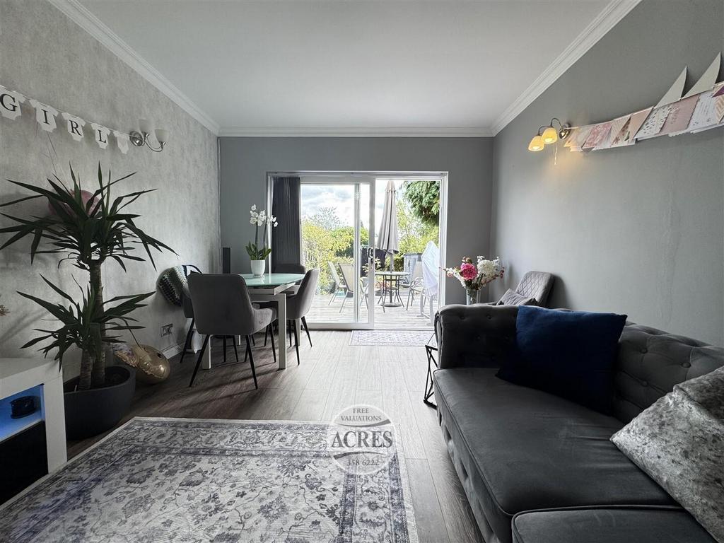 IMG 5522 (Large).jpg