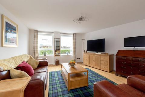 undefined, 15/2 West Tollcross, Tollcross, Edinburgh, EH3 9QN