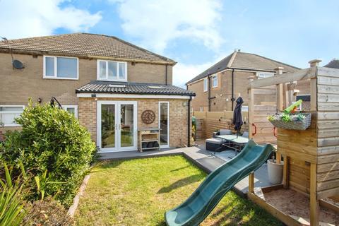 2 bedroom semi-detached house for sale, Lulworth Drive, West Yorkshire LS15