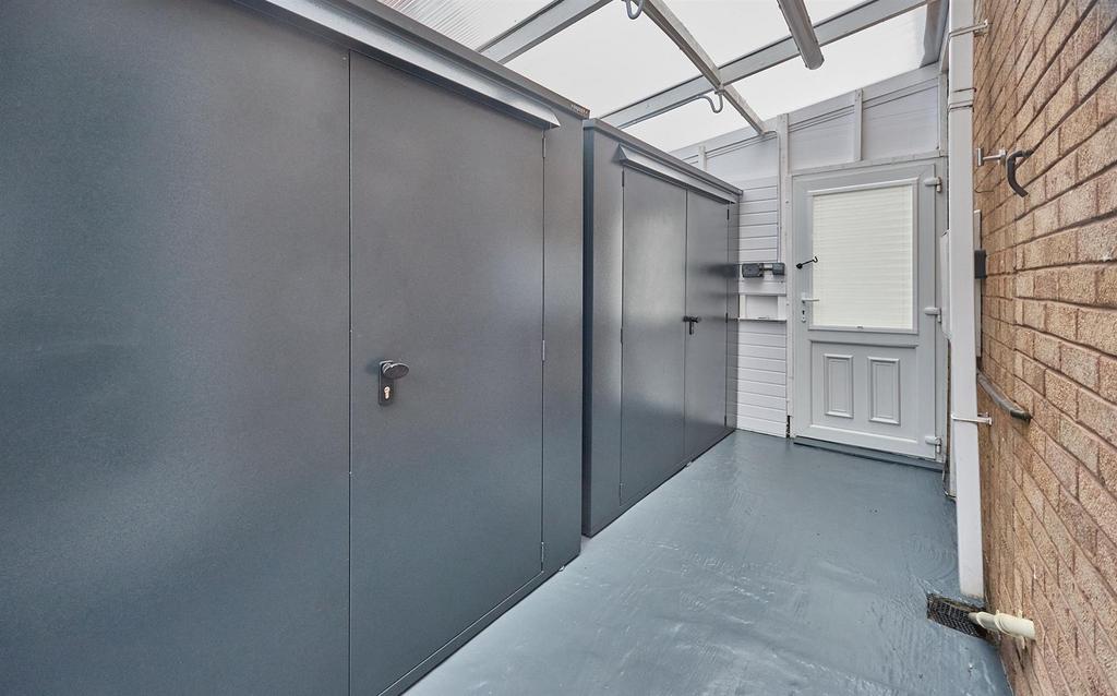 Lean to/Utility Room/Store Room