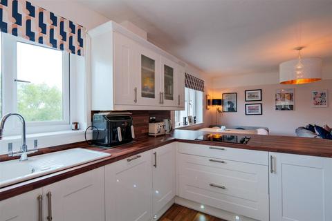 35 Avonbridge Drive, Hamilton, ML3 7EG