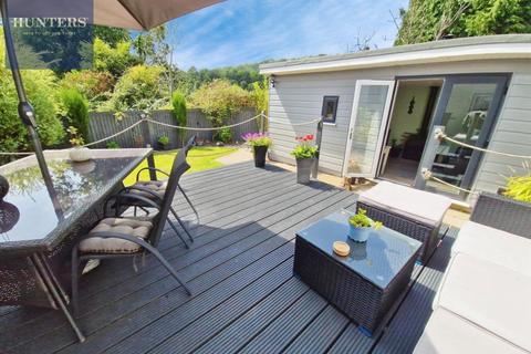 46 Redlands Close, Pencoed, Bridgend, CF35 6YU