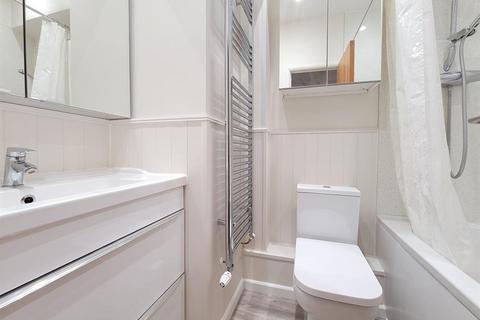 undefined, Seymour Court, Crowthorne, RG45 6AQ
