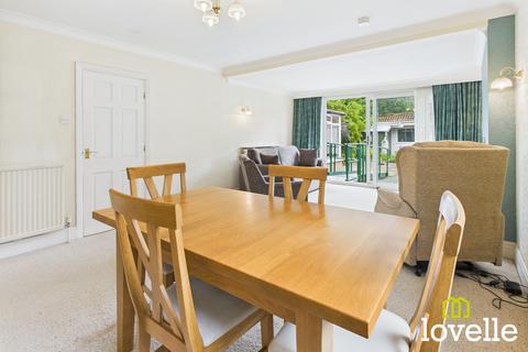 3 bedroom bungalow for sale, Eppleworth Road, East Riding of Yorkshire HU16