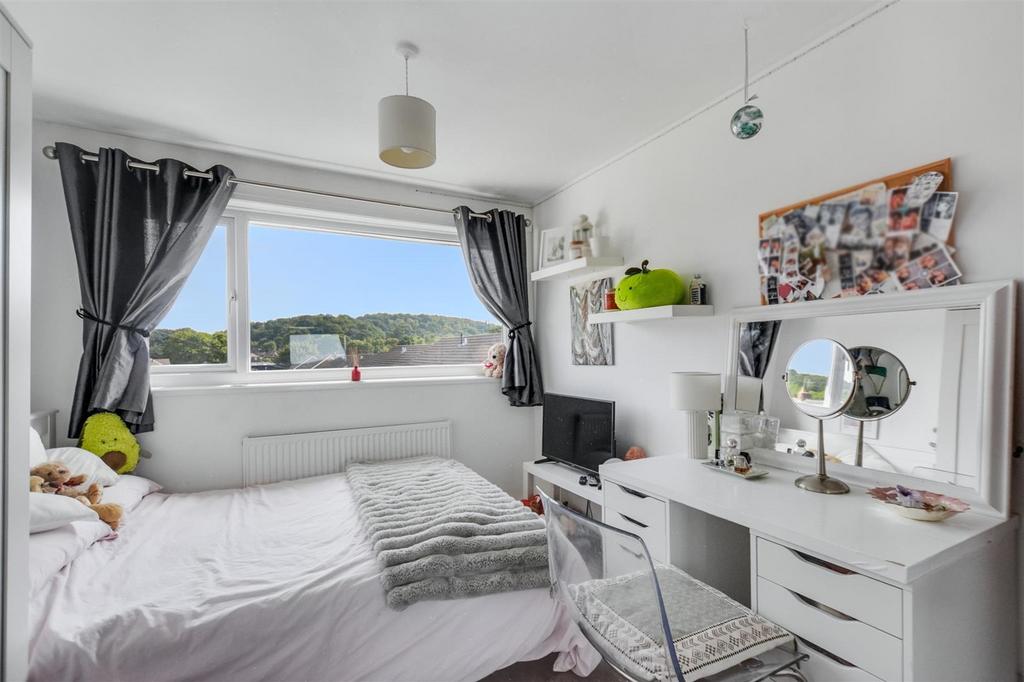 Bedroom 2 2.jpeg