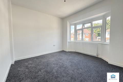 3 bedroom semi-detached house for sale, Arncliffe Road, Leicester LE5