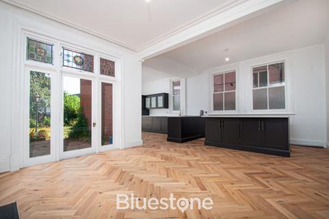undefined, Bassaleg Road, Newport, NP20