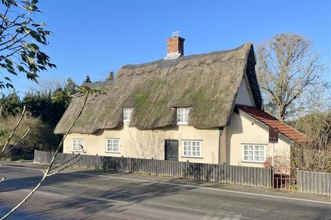 3 bedroom cottage for sale, Low Street, Brome And Oakley