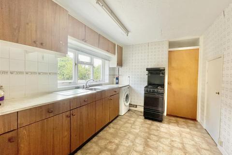 3 bedroom cottage for sale, Low Street, Brome And Oakley