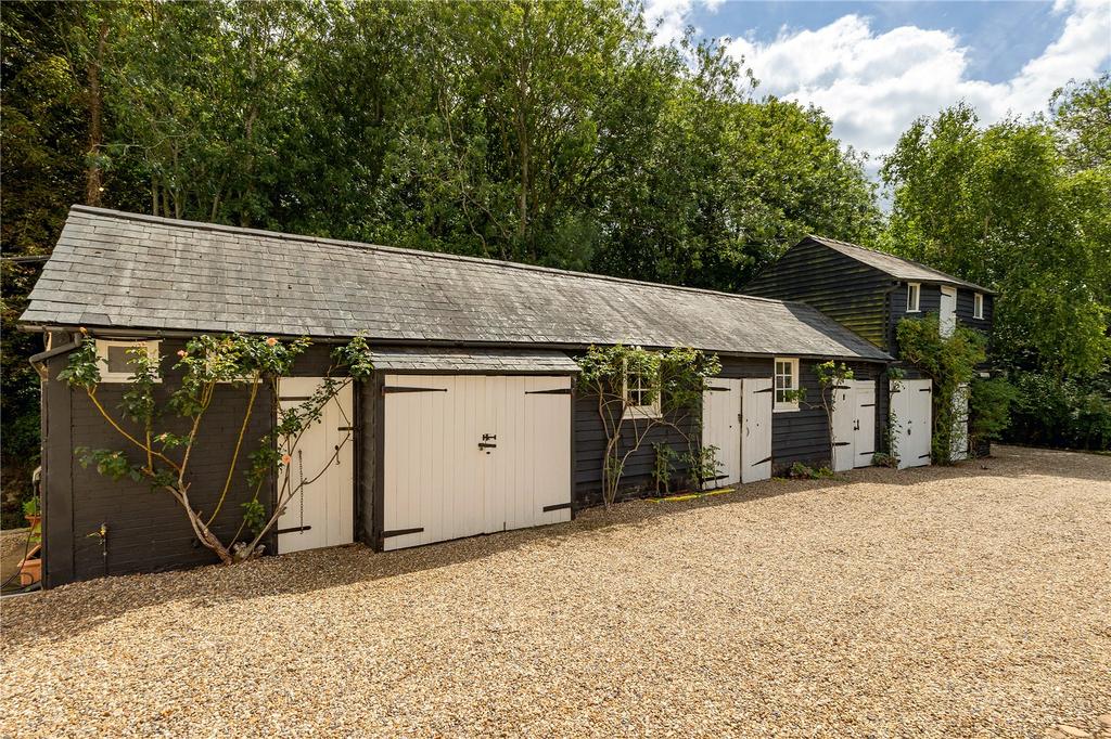 Outbuilding