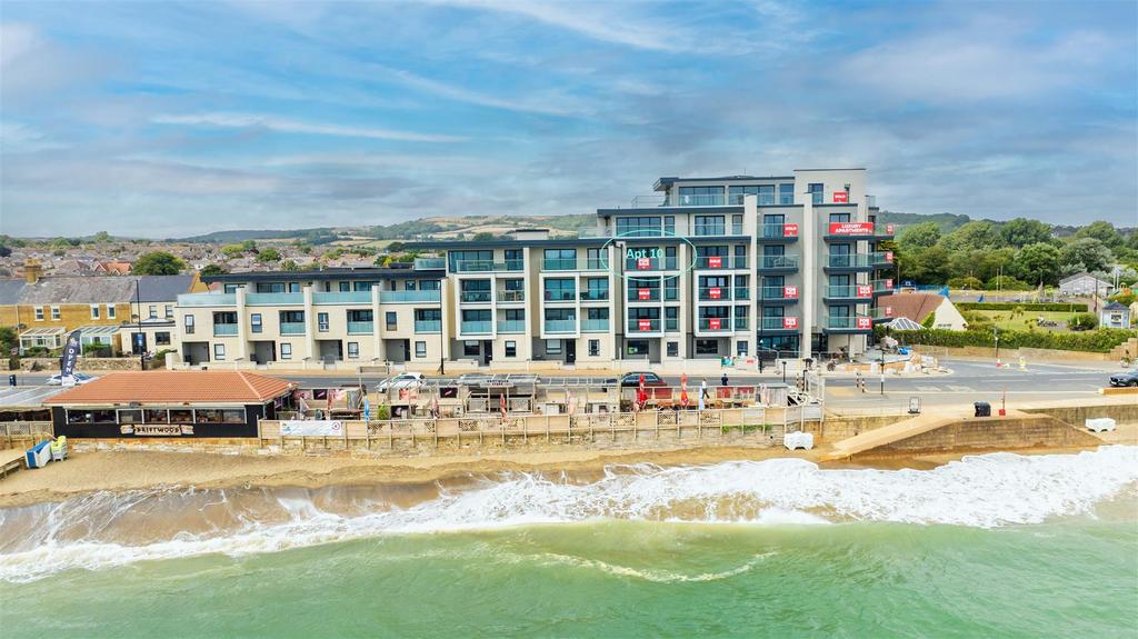 5 - Apt 10 Circle.jpg