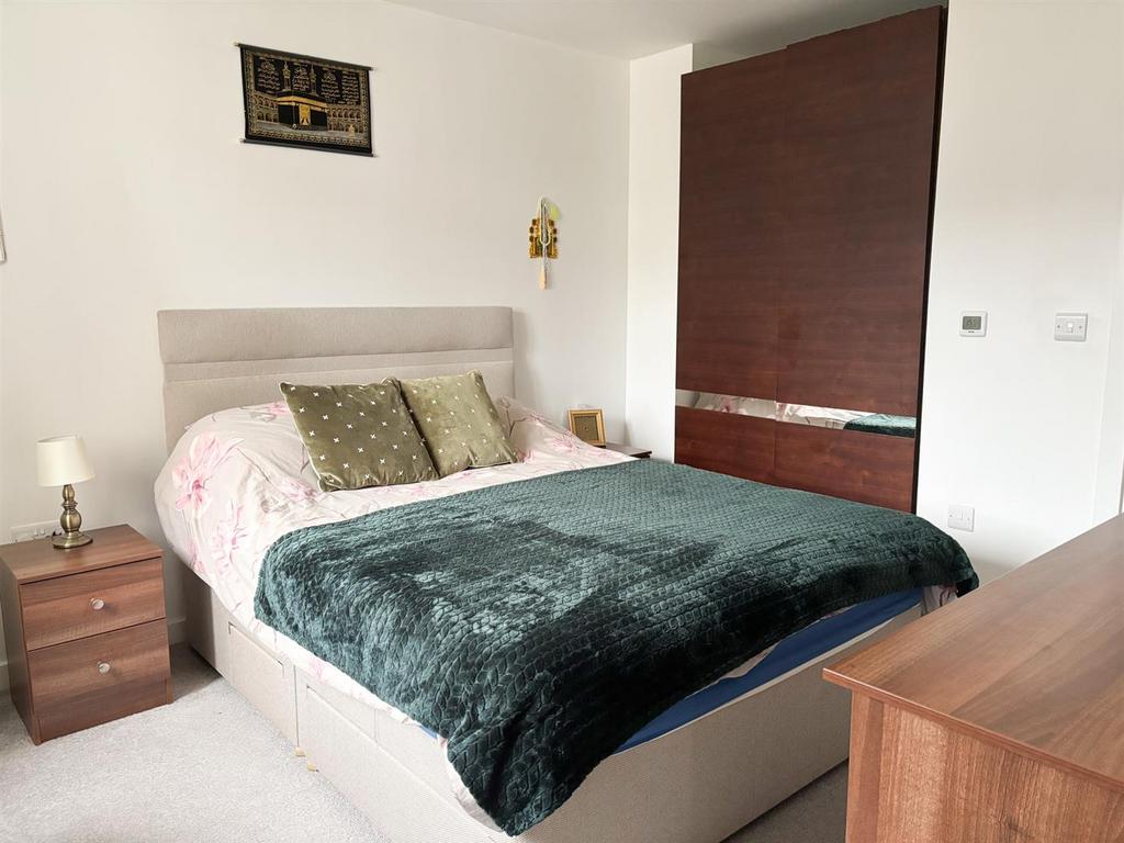 Bedroom2.jpg