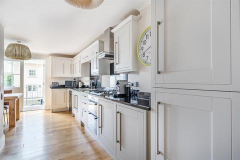5 bedroom end of terrace house for sale, Falmouth