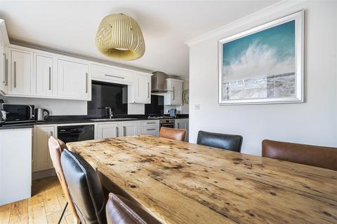 5 bedroom end of terrace house for sale, Falmouth