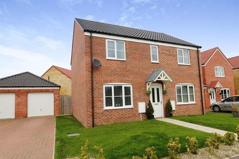 4 bedroom detached house for sale, Delph Road, Bradwell