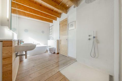 1 Waldo Road, London, NW10 6AU