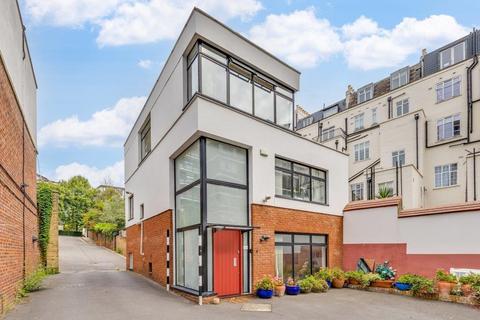 undefined, Ormonde Court, St. Edmunds Close, London, NW8