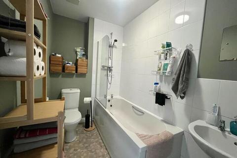 2 bedroom flat for sale, 135 Signet Square, CV2 4NY