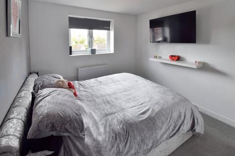 7 Bader Crescent, Chatham, ME5 0DJ