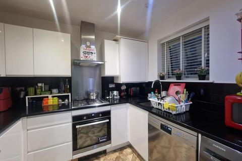 2 bedroom semi-detached house for sale, Fenton Road, Harrow HA2
