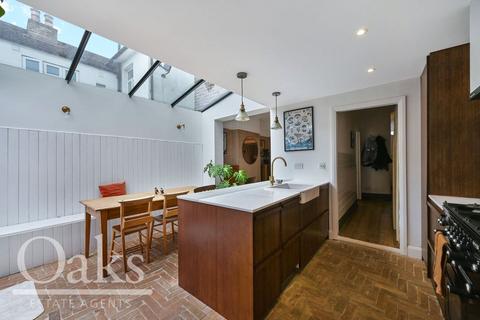 26 Hurlstone Road, London, SE25 6JD