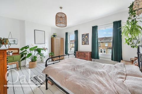 26 Hurlstone Road, London, SE25 6JD