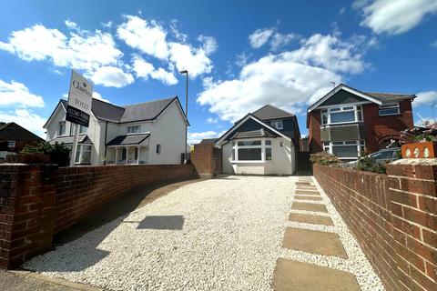 undefined, North East Road, Hampshire SO19
