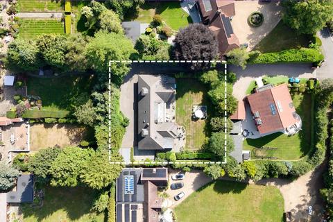5 bedroom detached house for sale, Wonford Close, Walton On The Hill KT20