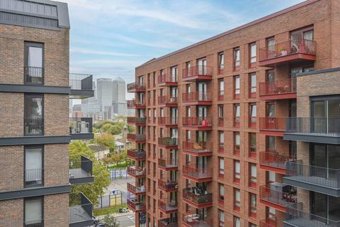 undefined, Heron Wharf, Poplar E14