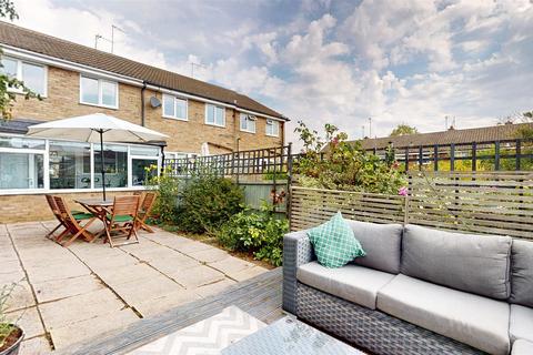 3 bedroom end of terrace house for sale, Kipling Road, Milton Keynes MK3