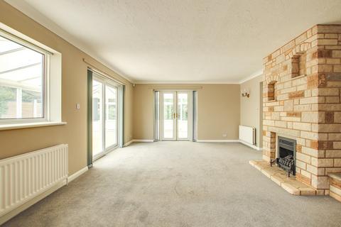 4 bedroom detached house for sale, Vecta Close, Friars Cliff, Christchurch, BH23