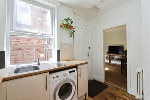 6 bedroom end of terrace house for sale, Junction Road, Sheffield