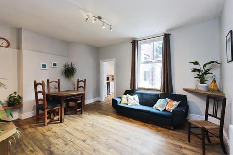 6 bedroom end of terrace house for sale, Junction Road, Sheffield